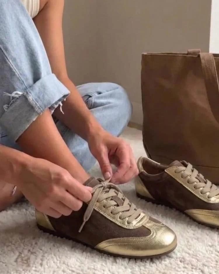 Sneakers