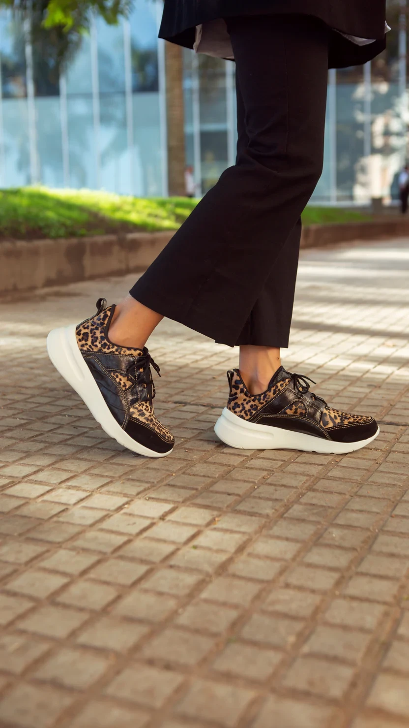 Ivy Print y Charol