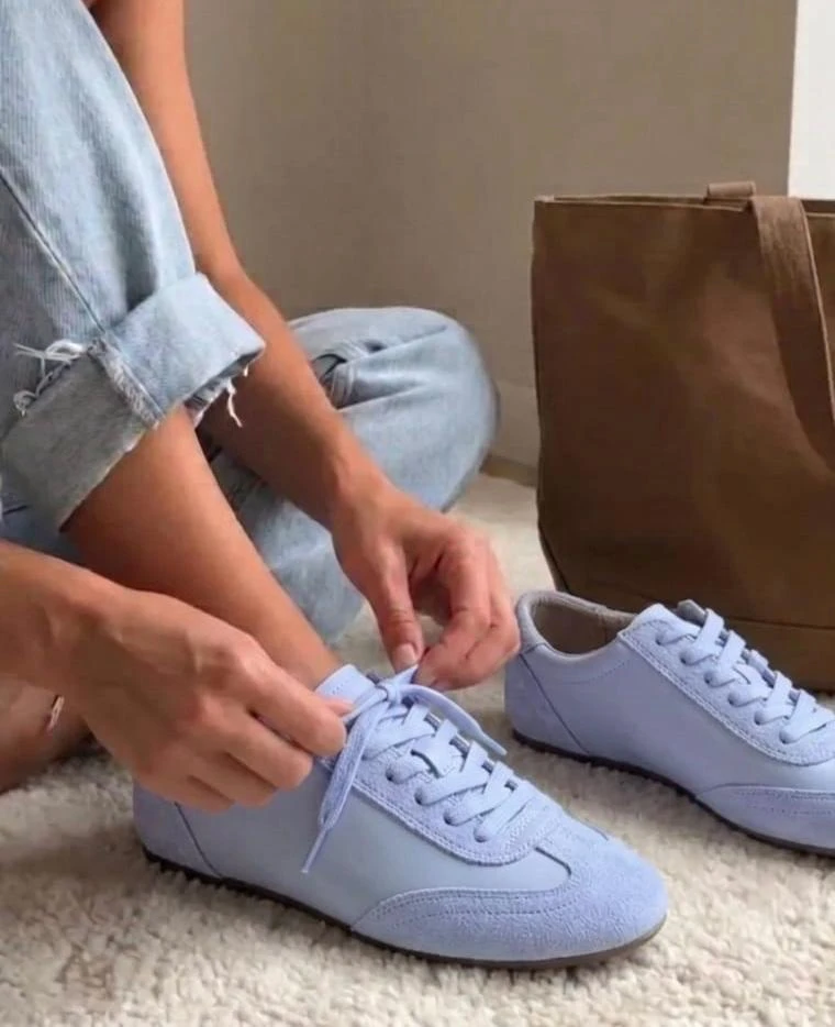 Sneakers Cuero y Gamuza Celeste