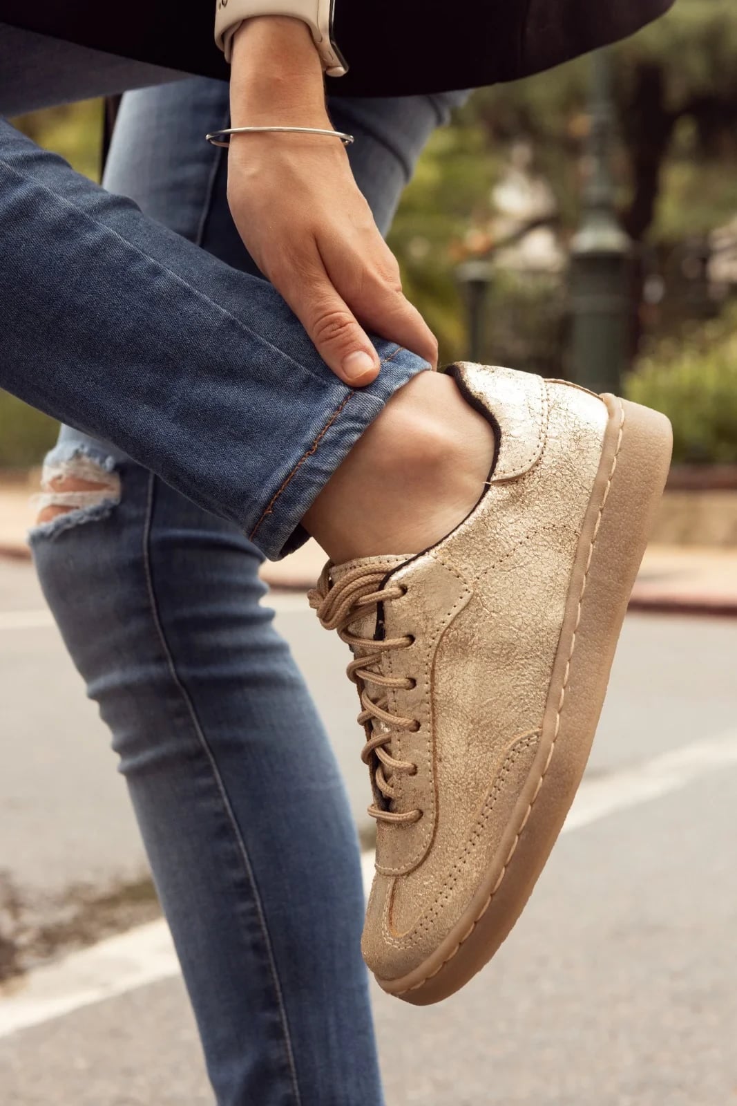 Sneaker Viena oro Kiko's Shoes