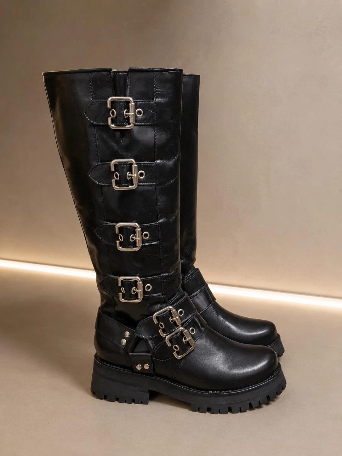 Botas