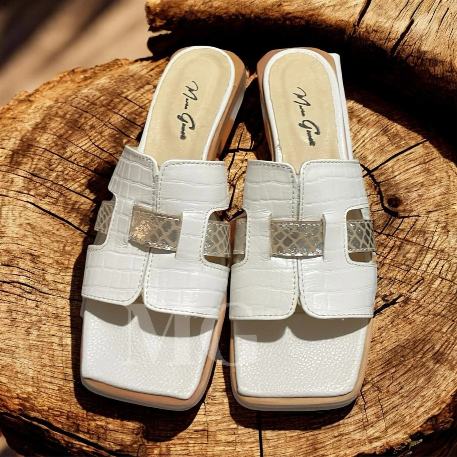 Sandalias